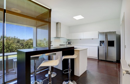 Vau Casa | ID57 Villa Moura, Luxury 3 Bedroom Villa w Pool & Golf near Obidos