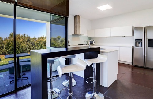 Vau Casa | ID57 Villa Moura, Luxury 3 Bedroom Villa w Pool & Golf near Obidos