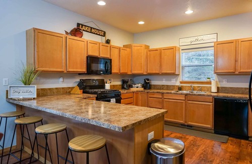 Post Falls Casa | Idaho Getaway | Cozy Home Near River & Parks