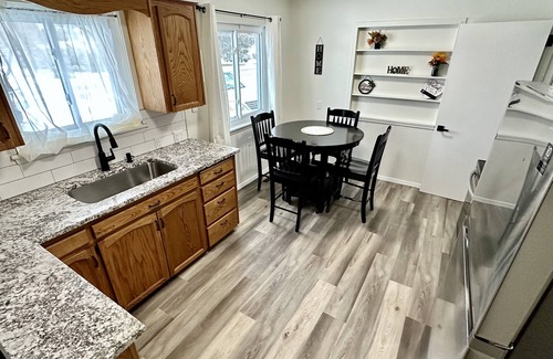 Mountain Home Casa | Idahome Love, newly renovated 4 bedroom 2 bath home ready for your stay.