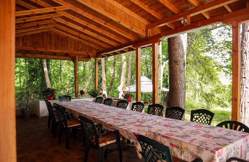 Kamena Casa | Bungalow ideal para 2 o 3 personas rodeado de un bonito jardín
