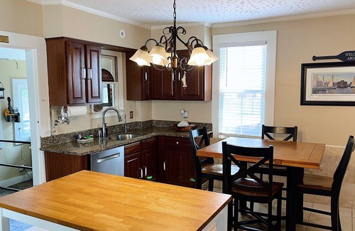 Eastport Apartamento | Ubicación ideal en Eastport / Annapolis