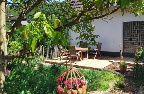 Helmeroth Condominio | Ideal f. Families, eat-in kitchen, play corner, garden, terrace, animals, great nature