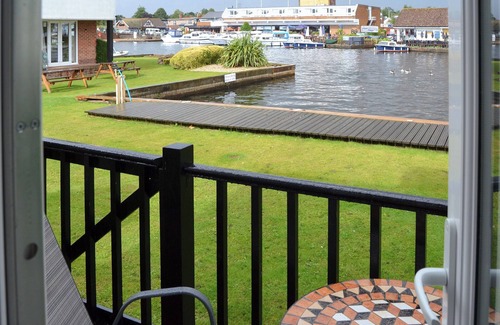 Wroxham Cabaña | Alojamiento de 2 habitaciones en Wroxham