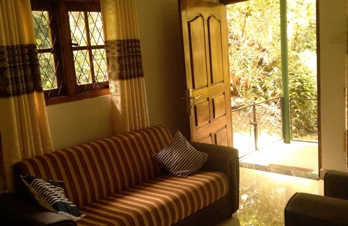 Ukuwela Cama Y Desayuno | Ideal getaway for nature and outdoor lovers. 3km from Hunnas Falls Waterfall