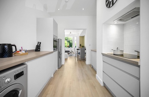 Trafford Apartamento | Ideal Lodgings apartment in Urmston