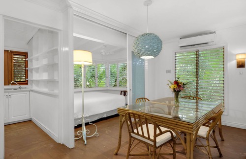 Negril Hotel | Idle Awhile Beach Negril, Upper White House Suite