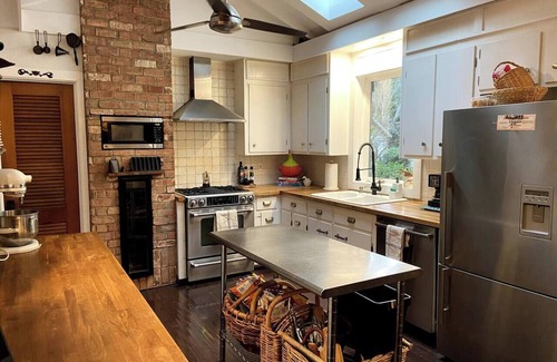 Matthews Casa | Idlewild Home: Stylish Eclectic Family Home Near Charlotte