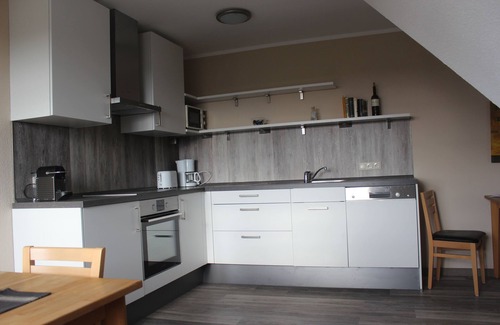 Dassow Apartamento | Mar Báltico idílico entre Priwall-Boltenhagen con piscina, sauna, WiFi y naturaleza pura.