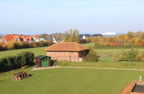 Dassow Apartamento | Mar Báltico idílico entre Priwall-Boltenhagen con piscina, sauna, WiFi y naturaleza pura.