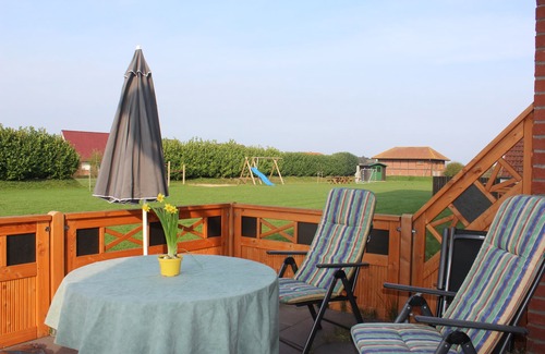 Dassow Apartamento | Mar Báltico idílico entre Priwall-Boltenhagen con piscina, sauna, WiFi y naturaleza pura.