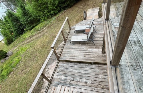 Highlands East Casa | Idyllic cottage for rent on Eels Lake in the Kawarthas. Amazing waterfront!