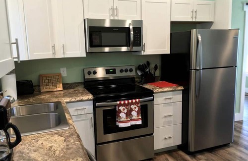 Waynesville Cabaña | Idyllic Cottage Rental in Waynesville Perfect for a Great Smoky Mountains Getaway