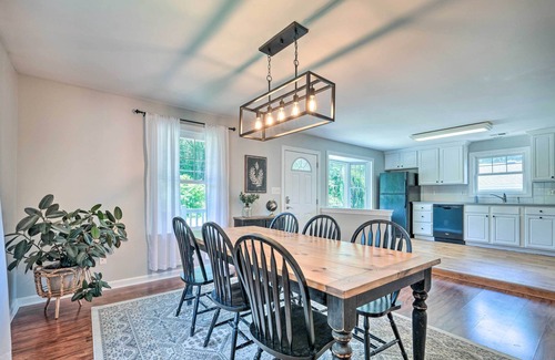 Green Haven Casa | Idyllic Pasadena Retreat with Garden + Hot Tub!