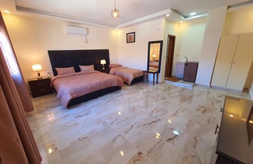 Wadi Musa Hotel | iHome Petra