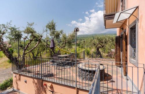 Linguaglossa Casa | IL BAGLIO DELL'ETNA VILLA's