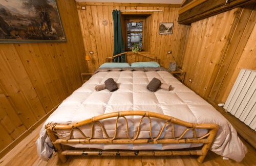 Mollia Apartamento | il fiume di fianco. appartamento alta valsesia