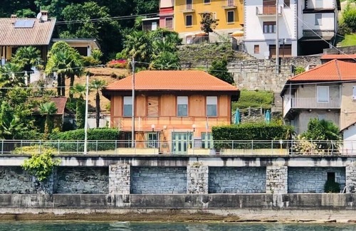 Oggebbio Apartamento | Casa de vacaciones "Il Gatto Nero" con una espléndida vista del lago Maggiore