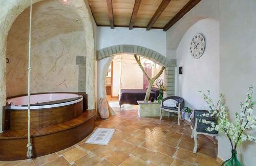 Tragliatella Casa | Il Giardino dei Flintstones B&B