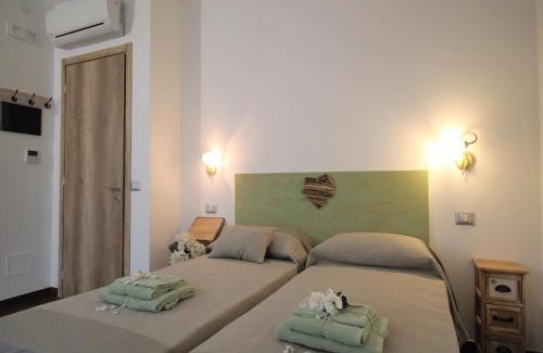 Sanda Cama Y Desayuno | Il RosAle a Celle Ligure