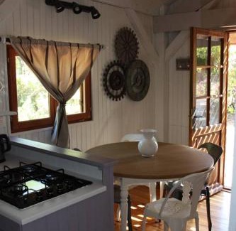 Le Puy-Sainte-Reparade Chalet De Esquí | Il Sole