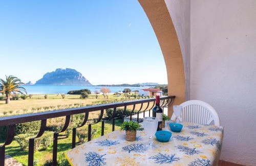 Porto San Paolo Casa | Il Vecchio Faro Dalia 6 50m From The Sea - Happy Rentals