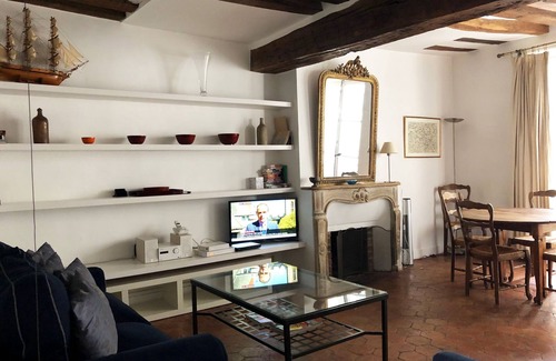 Les Iles Apartamento | Ile St Louis 3 BR Apartment