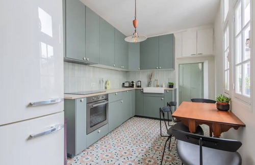 Les Iles Apartamento | ILE ST LOUIS a quiet, privileged and luxurious environment.