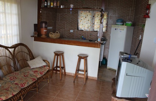 Praia Grande Casa | Casa Ilhabela con vista al mar y vacaciones a 250 mts de la arena.