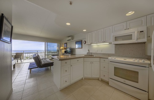 Waikiki Hotel | Ilikai by Luana Hawaii Vacation Rentals