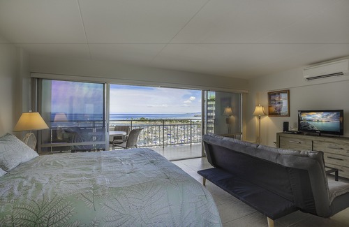 Waikiki Hotel | Ilikai by Luana Hawaii Vacation Rentals