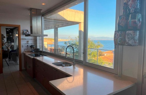 L'Escala Villa | Illa Mateua