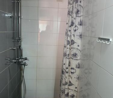 Jyvaskyla Apartamento | Ilmastoitu yksiö ja keittiö 2 km keskustaan