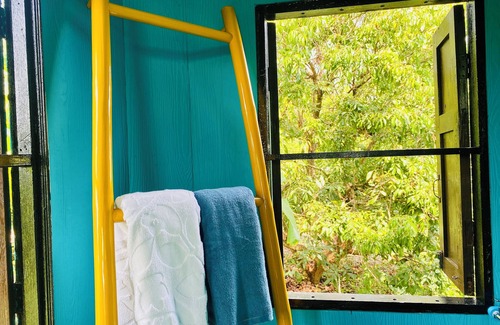 Saraphi Cabaña | Imagine Wooden House nice breath of nature's touch.