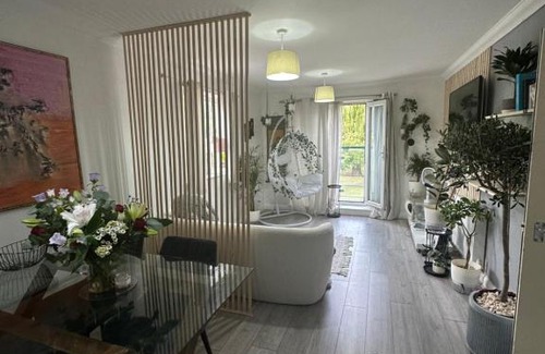 Alibon Apartamento | Immaculate 2-Bed Apartment in Dagenham
