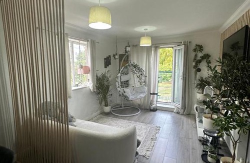 Alibon Apartamento | Immaculate 2-Bed Apartment in Dagenham