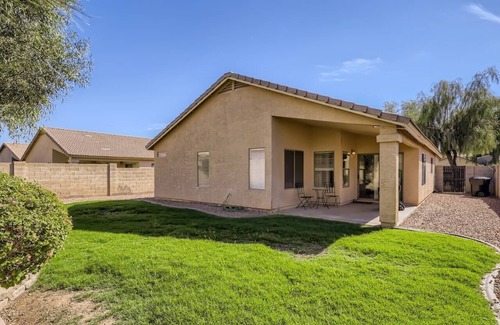 Roseview Condominio | Magnífica casa de 3 habitaciones y 2 baños en la hermosa Surprise AZ.