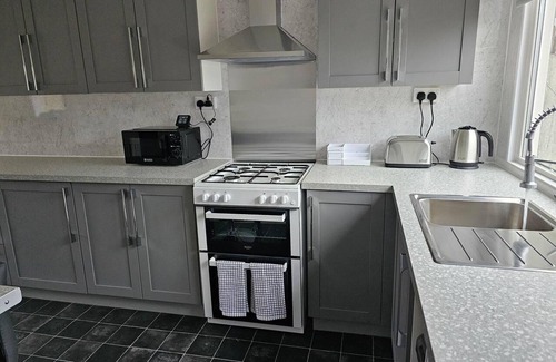 Little Hay Casa | Immaculate 3bedroom House in Birmingham