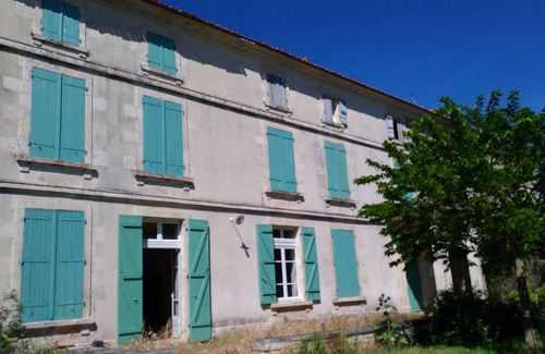 Marsais Casa | Enorme Logis 19, Charente-Maritime, 4 dormitorios, piscina, zona de juegos de tenis de mesa