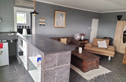 Kraaifontein Apartamento | Impeccable 1-Bed Apartment in Cape Town