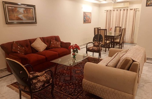 Lahore Apartamento | Impeccable 3-bed Apartment in Lahore