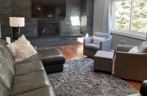 Gunbarrel Casa | Impeccable, luxurious home 15 minutes from Pearl Street and Folsom Field