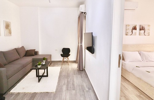 Al Ahyaa Apartamento | Imperial Resort - Bali Themed - 1 Bed Apartment