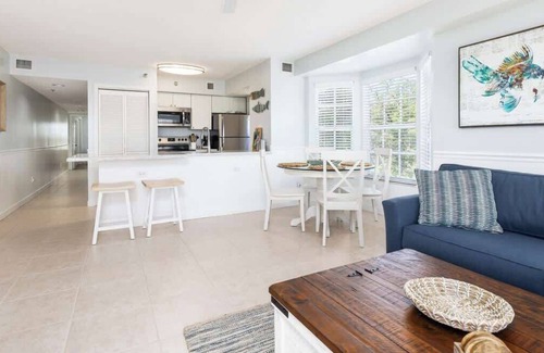 Tavernier Condominio | Impressive coastal hideaway for ocean enthusiasts