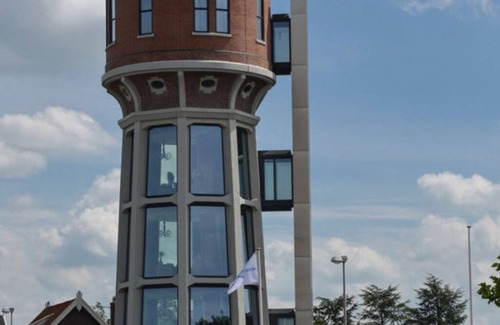 Hazerswoude-Rijndijk Casa | In a residential area, close to big cities, Leiden, Den Haag & Amsterdam.