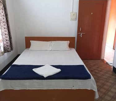 Sualkuchi Casa | Mini Home kirtti inn single rooms