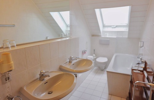 Zweifall Apartamento | In & Out Boardinghaus Superior room