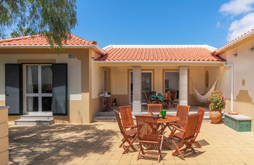 Pedras Pretas Casa | In Porto Santo, the Golden Island - Holiday Home