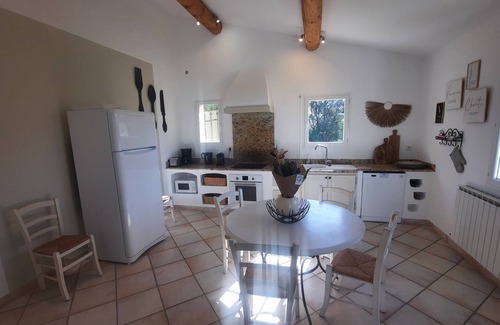 Cabrieres-d'Avignon Casa | En Provenza, la cara en Luberon, una pieza POCO DE PARAÍSO, VILLA PRIVADA PARA 6 Pers