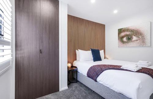 Hamilton Apartamento | In the Heart of Hamilton! Modern and Convenient #5 -By KOSH BNB